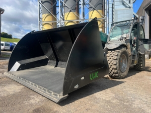 LWC launch new flagship High-Tip bucket